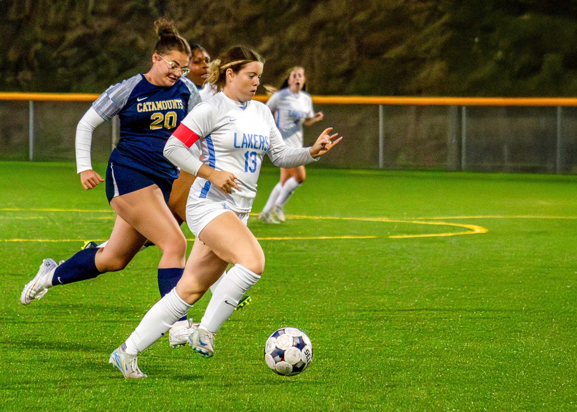 Lakers fall in double-overtime playoff